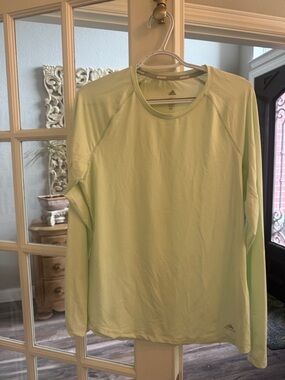 Adidas Women’s Long Sleeve Athletic Tee - Light Green Large